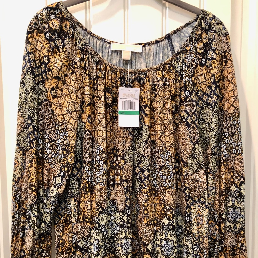 Michael Kors Moroccan tile print 3/4 sleeve blouse with elastic sleeve and hem